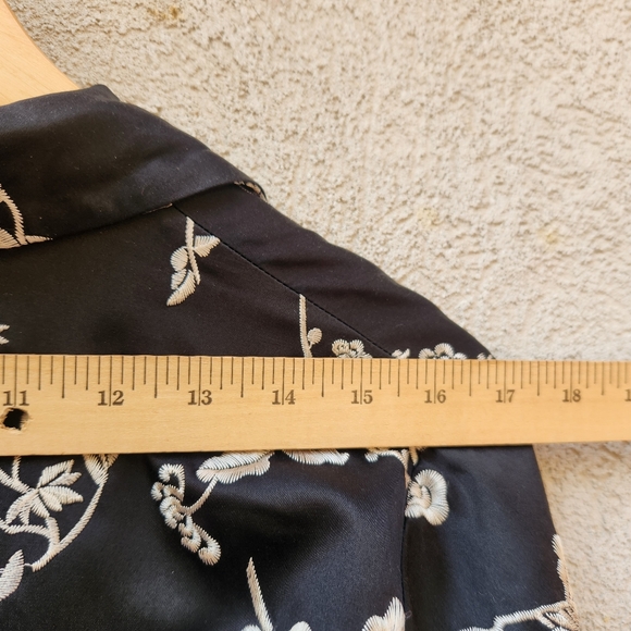 CHICO'S Women's Blazer Medium Black Silk Blend Embroidered Floral Whimsigoth - Picture 7 of 10